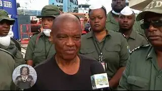 IMMIGRATION OFFICIALS ON MULTI ISLAND APPREHENSION