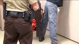 Immigration officials wants cooperation from MN county jails