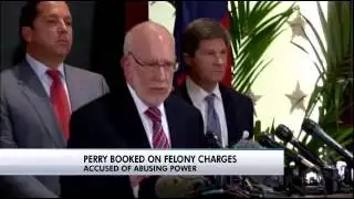 Indicted Texas Gov. Rick Perry turns himself in