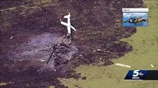 Instructor, student pilot escape helicopter after it catches fire, crashes in Yukon