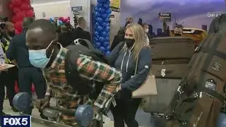 International tourists returning to U.S.