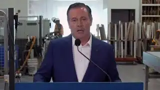 Jason Kenney slams UCP candidate Danielle Smith