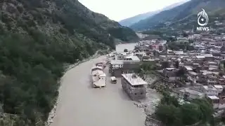 Kalam men start clearing roads themselves | Aaj News