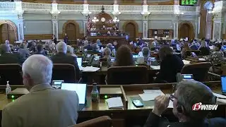 Kansas lawmakers pass ‘bathroom bill’