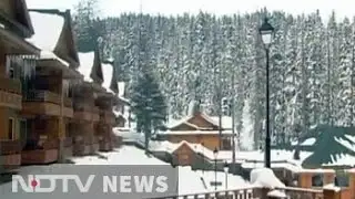 Kashmir, freezing, faces 10 hour daily power cuts