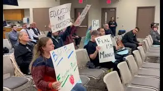 Kern High School District Board faces divided public over Ten Commandments