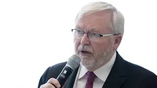 Kevin Rudd comments on awkward Donald Trump meeting