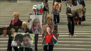 Lacking enough GOP votes, Senate pushes back health bill