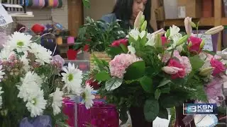 Local florists prepare for Valentine