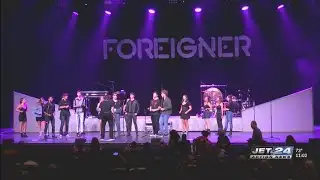 Local high school choir opens for Foreigner