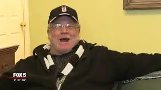 Man describes moment crooks broke into his home