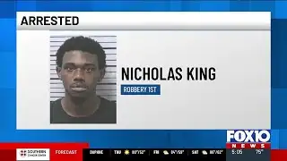 Man pulls knife on store employee, MPD says