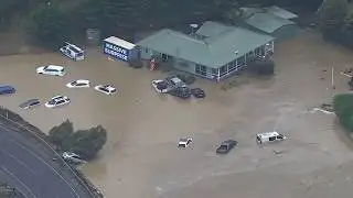 Massive flash flooding devastates Victoria, Australia | Caught on camera
