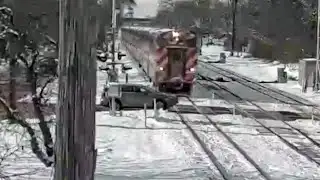 Moment commuter train collides with vehicle in Illinois