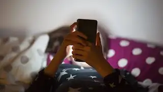 Parents opting for low-technology options as concerns grow over brain development