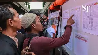 Parents wait as search continues at collapsed Indonesian school