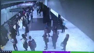 Passengers help rescue man on BART tracks