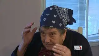 Police search for distraction theft suspect