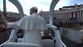 Pope Leo greets crowd during Christmas message