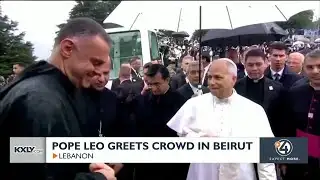 Pope leo greets crowd in beirut