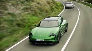 Porsche speeds to record earnings