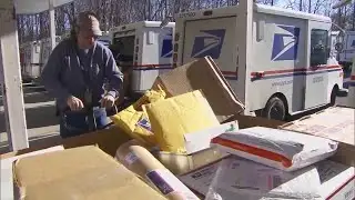 Postmaster General visits Rockford