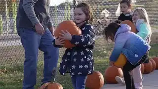 Pumpkin giveaway delights Great Falls students