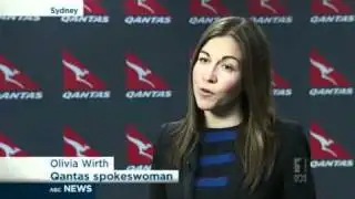 Qantas engineers postpone strike action