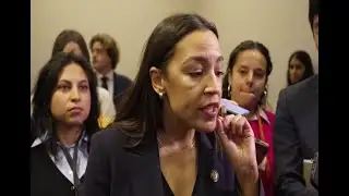 RAW: AOC dodges question about Chuck Schumer