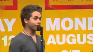RAW NEWS: Hunter Hayes Backstage at LP Field