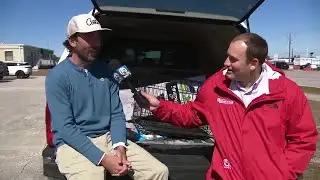 Residents help capture invasive iguanas during cold snap