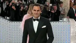 Roger Federer arrives at Met Gala