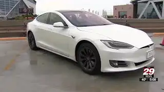 Safety experts warn flush door handles on electric cars pose crash risks