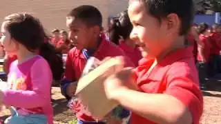 Santa comes early to Guillermo Flores Elementary