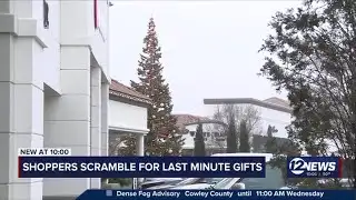 Shoppers scramble for last-minute gifts