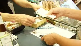 Shopping strategies for post-holiday gift returns