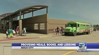 Sioux City students provided with meals, books, and lessons