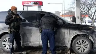 Small businesses win contracts to track undocumented immigrants