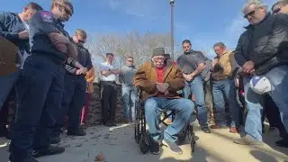 Smith County first responders unite in prayer for longtime firefighter battling cancer