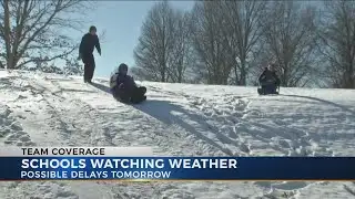 Some schools consider delaying return to classes