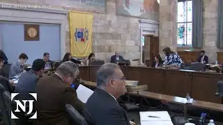 State lawmakers advance budget bill in late-night votes