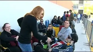 Stores Gear Up For Thanksgiving Shoppers