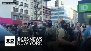 Street vendors targeted in ICE raids on NYC