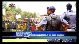Students try to break down barriers at the Union Buildings