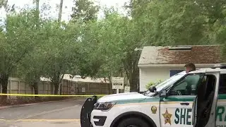 SWAT & Narcotics officers serve warrant