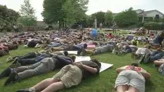 Teens organize peaceful protest in Easley