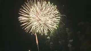 Tens of thousands turn out for Freedom 4th