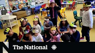 #TheMoment school kids held a royal tea party to learn about the coronation