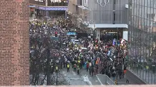 Thousands march in downtown Minneapolis