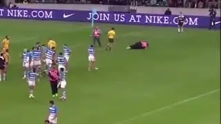 Today  Hit News Shocking moment Nick Phipps shoves the opposition PHYSIO